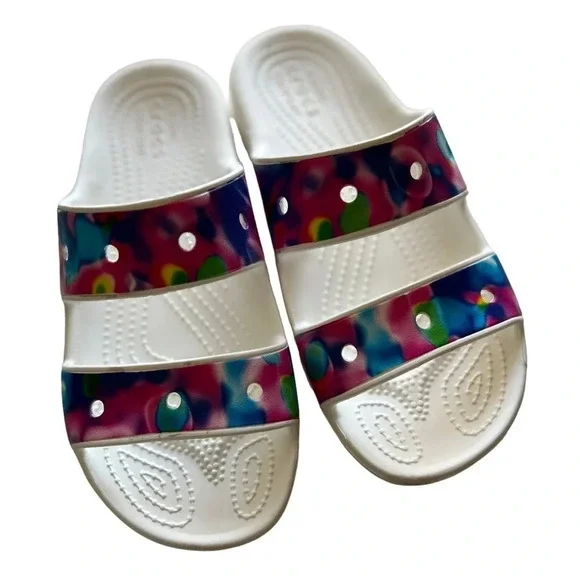 Crocs • Solarized Tie Dye Sandals - Picture 4 of 9
